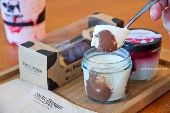Choco Mooooo Pudding และ ฺBlueburry Yogurt Pudding (75 บาท) หอมนุ่มละมุนลิ้น แวะชิมชีสเค้กชื่อดังจากฮอกไกโดกันที่ Farm Design
