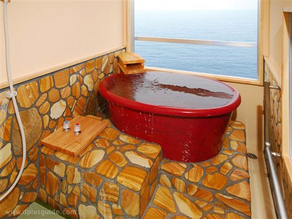 โรงแรม Beppu Onsen Umi Kaoru Yado Hotel New Matsumi Bathtub insdie the room (henkougazou)