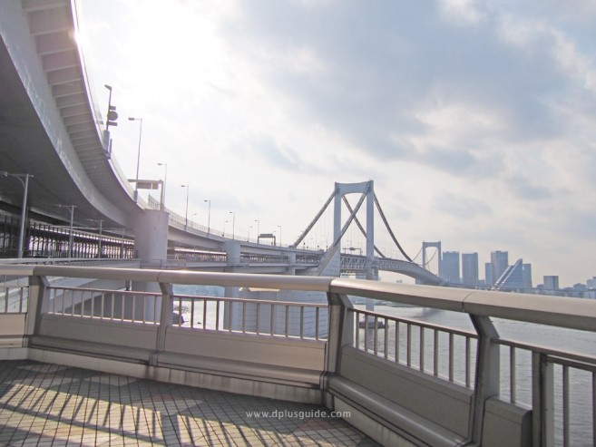 เที่ยวญี่ปุ่น เที่ยวโอไดบะ สะพานสายรุ้ง Rainbow Bridge