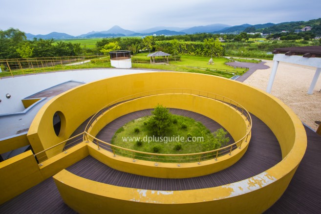 ดื่มด่ำกับธรรมชาติที่ Suncheonman Bay Ecological Park (구, 순천만자연생태공원)