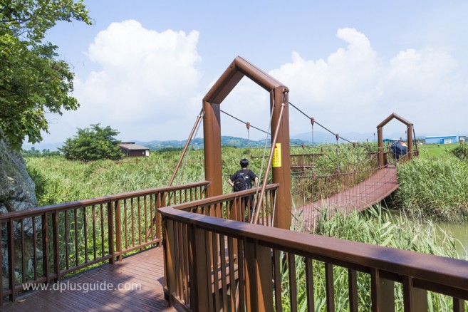 ดื่มด่ำกับธรรมชาติที่ Suncheonman Bay Ecological Park (구, 순천만자연생태공원) ดื่มด่ำกับธรรมชาติที่ Suncheonman Bay Ecological Park (구, 순천만자연생태공원)