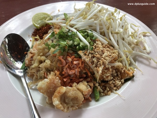 เมนูผัดไทยวุ้นเส้น ราคา 48 บาท ระลึกความหลังกับ บ้านบางเขน (Baan Bangkhen)