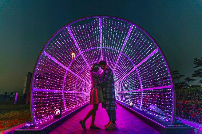 อุโมงค์ไฟประดับความยาว 50 เมตร ในธีม Love & Romance อุโมงค์ไฟประดับความยาว 50 เมตร ในธีม Love & Romance