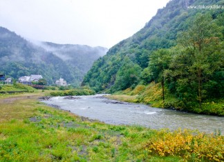 เที่ยวฮอกไกโด ชมใบไม้เปลี่ยนสี ที่อุทยานไดเซ็ตสึซัง ฝั่งภูเขาคุโรดาเกะ (Kurodake)
