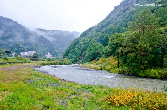 เที่ยวฮอกไกโด ชมใบไม้เปลี่ยนสี ที่อุทยานไดเซ็ตสึซัง ฝั่งภูเขาคุโรดาเกะ (Kurodake)