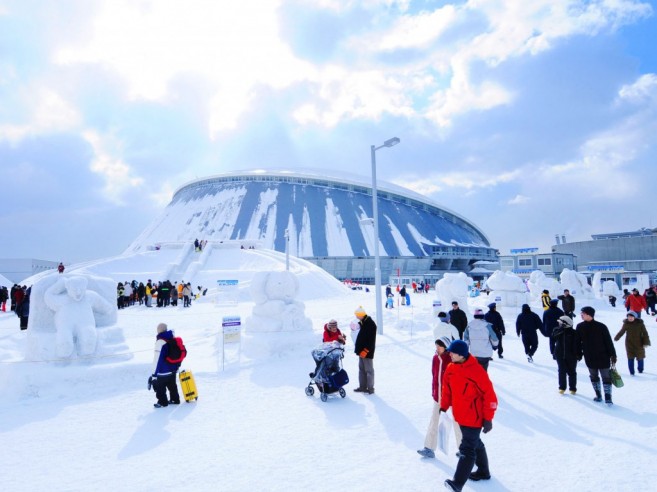 งานเทศกาลหิมะที่ซัปโปโร (Sapporo Snow Festival)