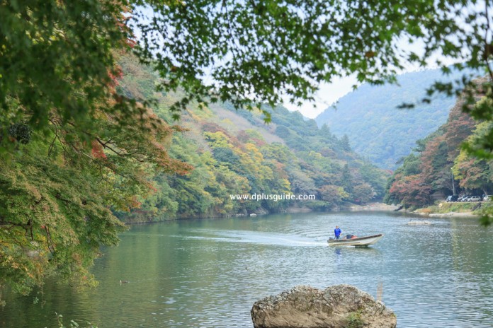 เที่ยวญี่ปุ่นชมวิวสวย ที่ทางเดินเลียบแม่น้ำโฮสุ เมืองเกียวโต (Kyoto)