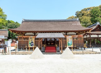 ศาลเจ้าคามิกาโมะ (Kamigamo Jinja) ศาลคาโมะเบื้องบน ศาลเจ้าเก่าที่สุดในเกียวโต