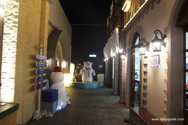 ทางเดินเข้าสู่ Snow Fancy Playland ทางเดินเข้าสู่ Snow Fancy Playland