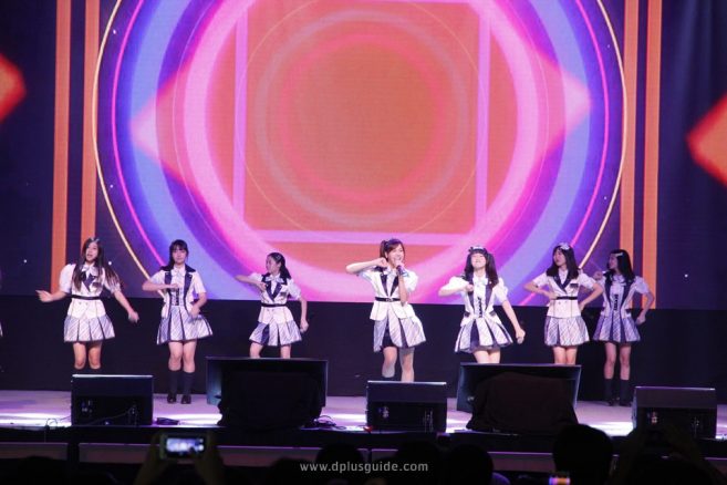 สาวๆ BNK48 ในพิธีเปิดงาน JAPAN EXPO IN THAILAND 2017 สาวๆ BNK48 ในพิธีเปิดงาน JAPAN EXPO IN THAILAND 2017