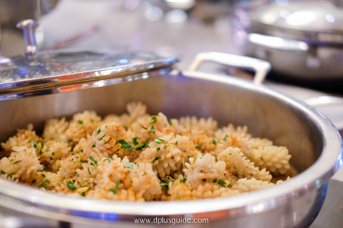 เมนู Galician Calamari ที่บุฟเฟ่ต์นานาชาติ Marriott Buffet บุฟเฟ่ต์อาหารทะเล Marriott Buffet