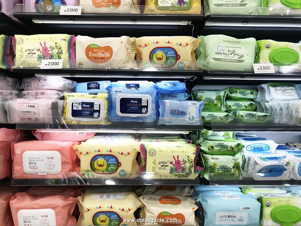 สินค้าทิชชูเปียกต่างๆ ชั้นที่ 1 ร้าน Daiso สาขาเมียงดง สินค้าทิชชูเปียกต่างๆ ชั้นที่ 1 ร้าน Daiso สาขาเมียงดง