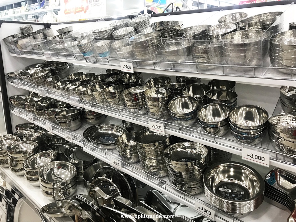 เครื่องครัว ชั้นที่ 8 ร้าน Daiso สาขาเมียงดง เครื่องครัว ชั้นที่ 8 ร้าน Daiso สาขาเมียงดง