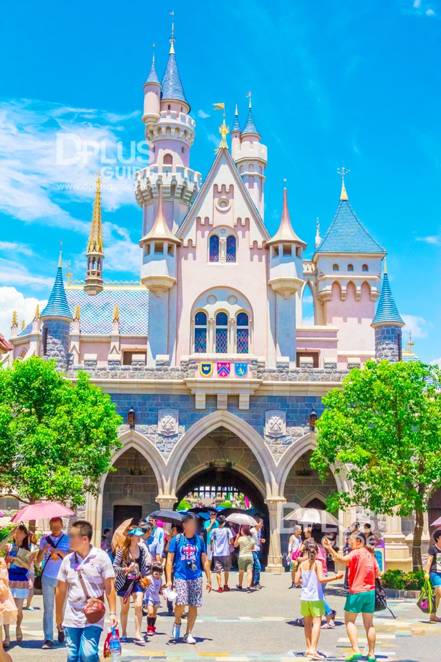 สวนสนุก Hong Kong Disneyland สวนสนุก Hong Kong Disneyland
