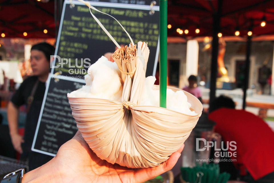 น้ำมะพร้าวปั่น ร้าน Tima ติหมา ในโซน Mini Street Food น้ำมะพร้าวปั่น ร้าน Tima ติหมา ในโซน Mini Street Food