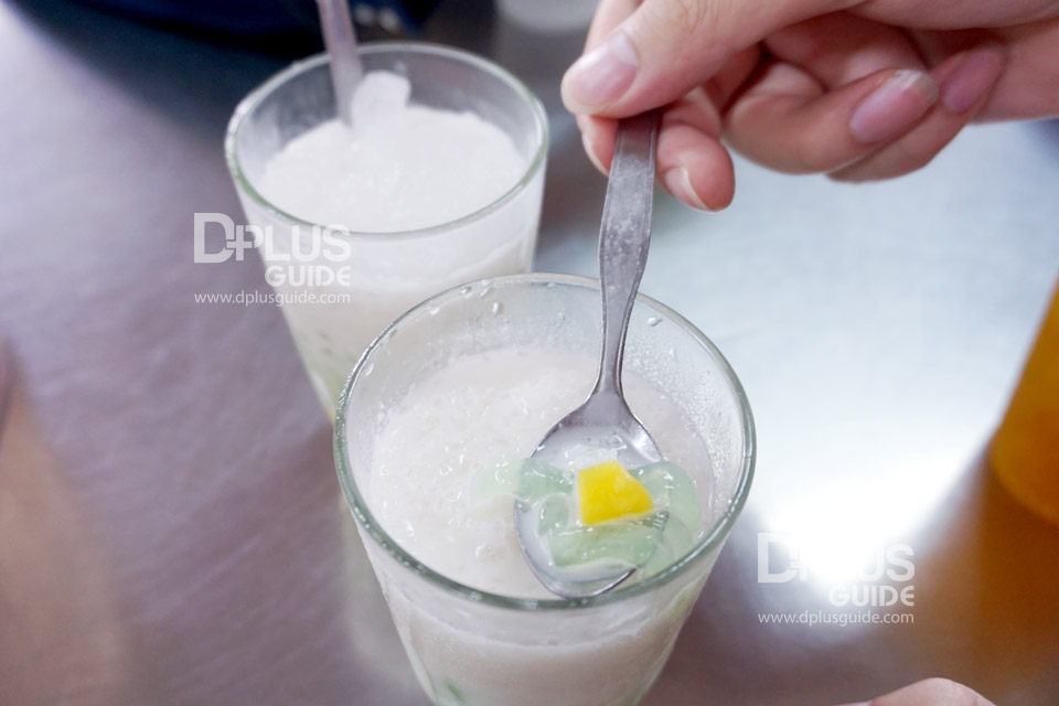 ลอดช่องสิงคโปร์ต้นตำรับ ร้านลอดช่องสิงคโปร์ (สามแยกเจริญกรุง) ลอดช่องสิงคโปร์ต้นตำรับ ร้านลอดช่องสิงคโปร์ (สามแยกเจริญกรุง)