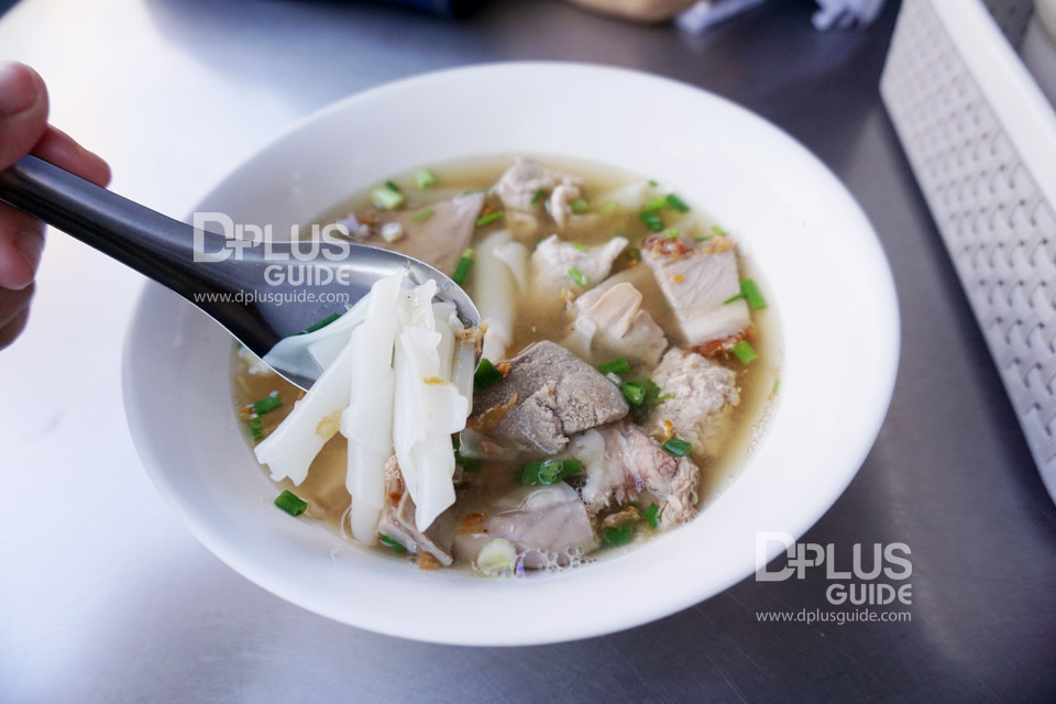 ก๋วยจั๊บน้ำใส ร้านก๋วยจั๊บนายเอ็ก ย่านเยาวราช ก๋วยจั๊บน้ำใส ร้านก๋วยจั๊บนายเอ็ก ย่านเยาวราช
