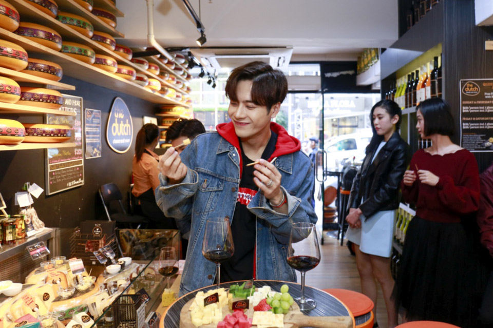 แจ็คสันร่วมถ่ายทำสื่อประชาสัมพันธ์การท่องเที่ยวฮ่องกง แจ็คสันร่วมถ่ายทำสื่อประชาสัมพันธ์การท่องเที่ยวฮ่องกง