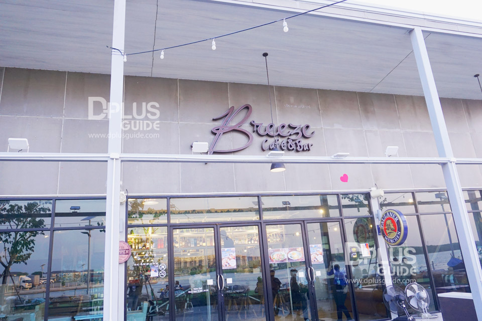 ร้านอาหาร Breeze Cafe & Bar ร้านอาหาร Breeze Cafe & Bar